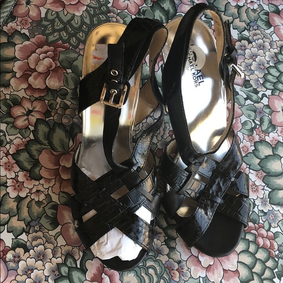 MICHAEL Michael Kors snake skin strappy heels - Picture 1 of 8